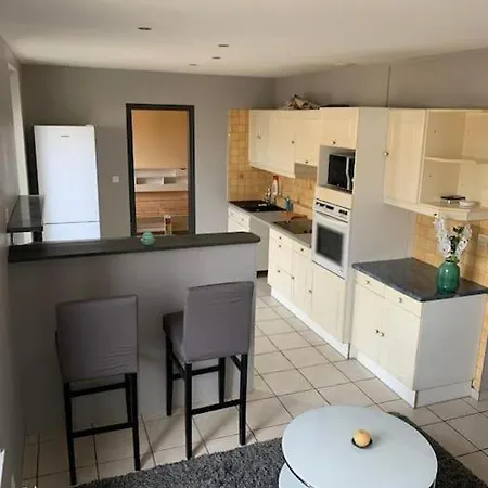 公寓 Cosy Dans Beau Village De Champagne